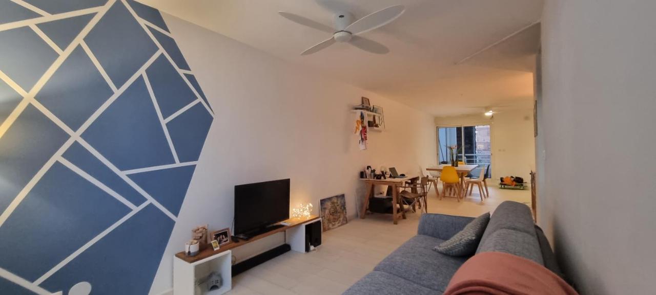 Chambre Chez L'Habitant Cosy Et Moderne, Vue Sur Montagne แซงต์-เดอนี ภายนอก รูปภาพ